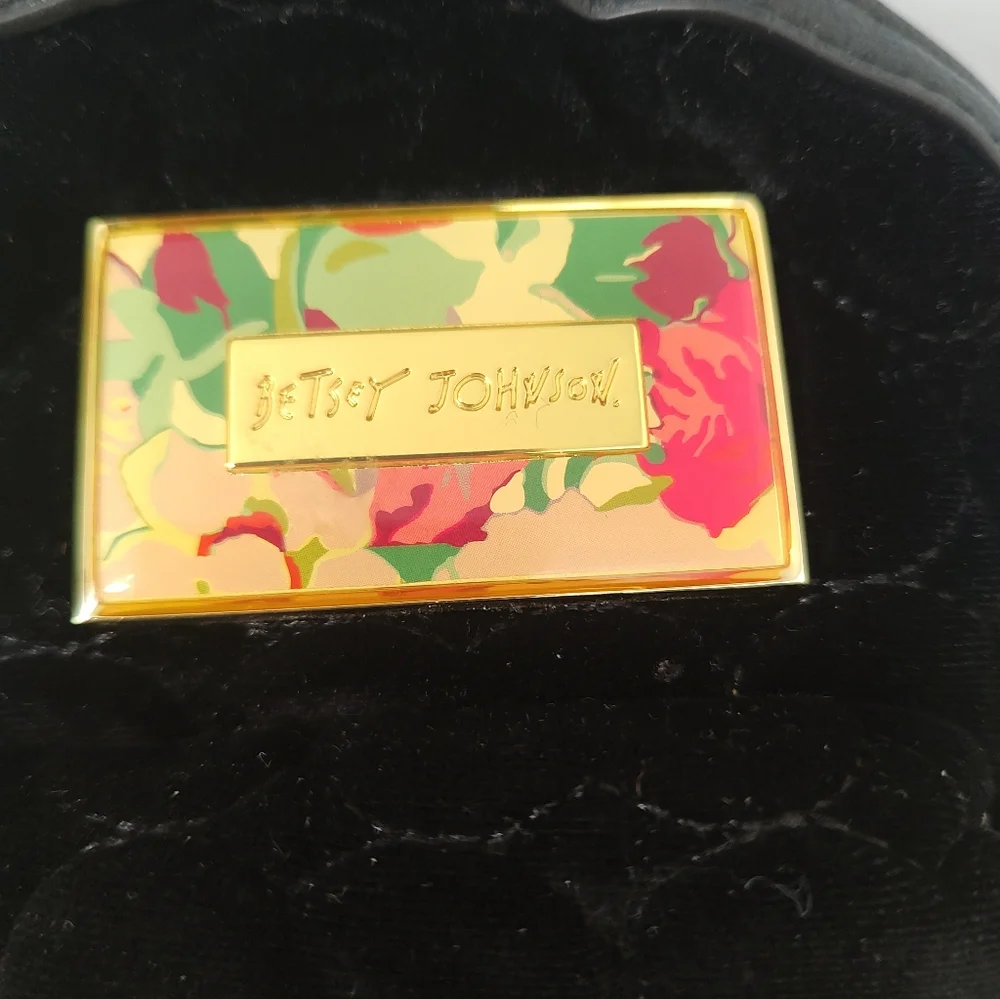 Betsey Johnson cute betsey